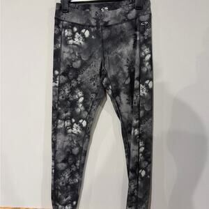 C9 Champion Gray Watercolor Abstract Leggings - Size M